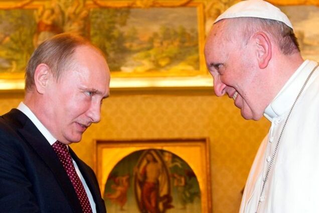 У Кремлі придумали відмазку, чому Путін запізнився на зустріч з Папою Франциском
