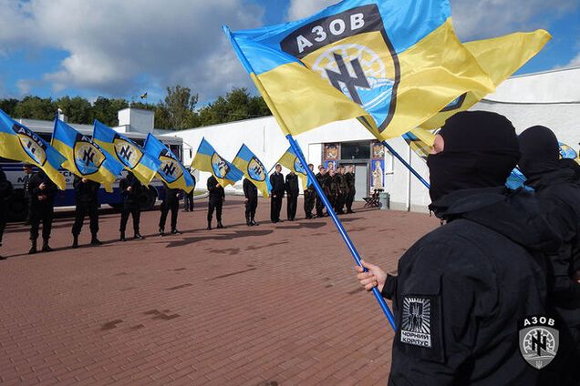 Американский конгрессмен объявил полк 'Азов' 'неонацистским'