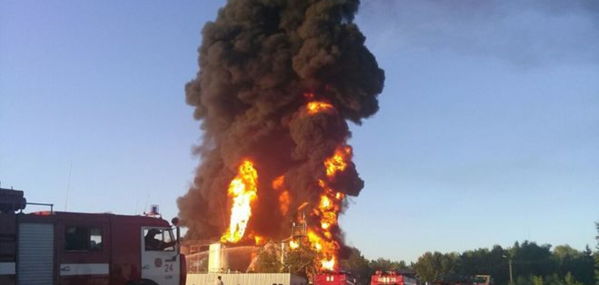 Косянчук: пожарные попали на нефтебазу 'БРСМ' впервые в жизни, когда все начало гореть