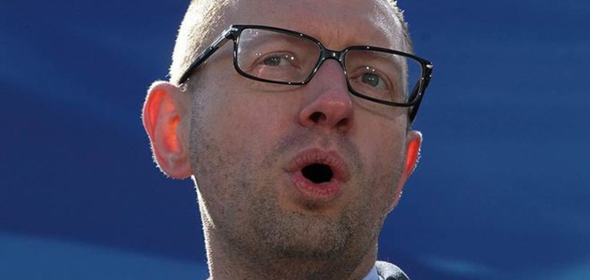 Почему рейтинг Яценюка рухнул ниже плинтуса