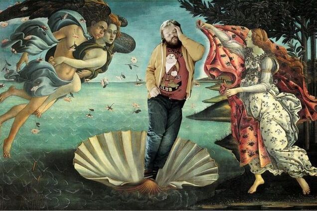 Офисные сотрудники невероятно смешно зафотобомбили спящего коллегу