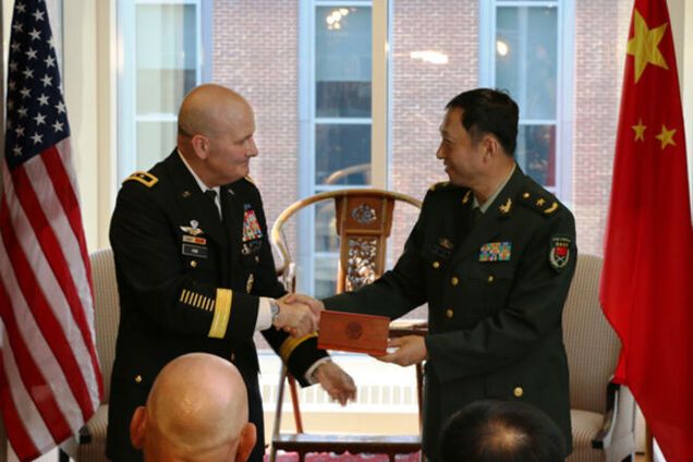 Всупереч старанням Кремля: Китай і США домовилися співпрацювати у військовій сфері