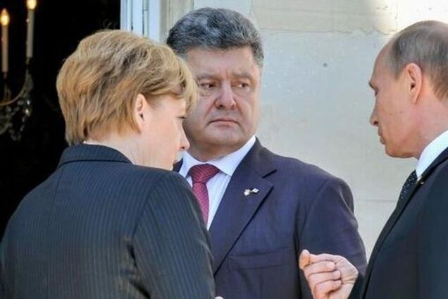 'Ми живемо в різних всесвітах': Порошенко про труднощі у спілкуванні з Путіним