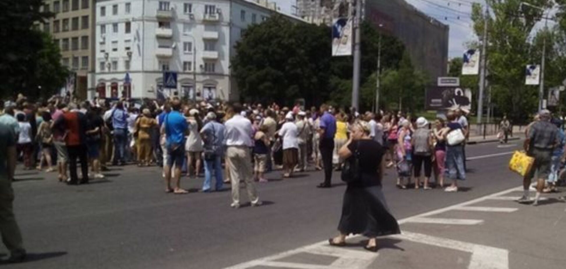 Протесты в Донецке: ситуация накаляется