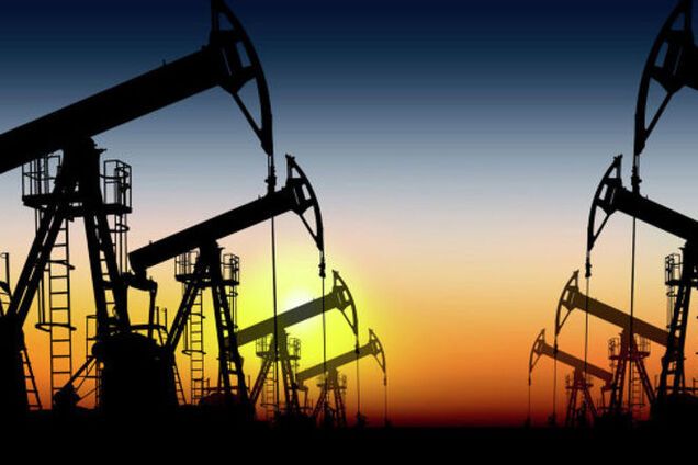 Нефть подорожала в ожидании шторма у побережья Техаса