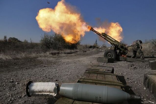 Широкино обстреляли из крупнокалиберной артиллерии