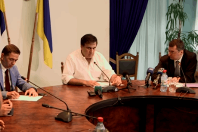 'Видел я таких в тюрьме!' Саакашвили пригрозил прокурорам-вымогателям