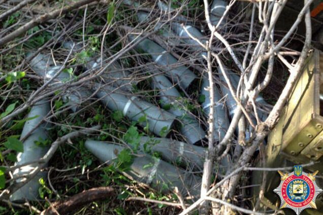 Под Волновахой обнаружен тайник с боеприпасами террористов: фотофакт