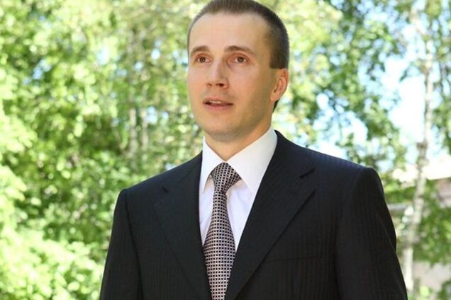 Янукович-младший уверен, что ЕС скоро снимет санкции со всей Семьи