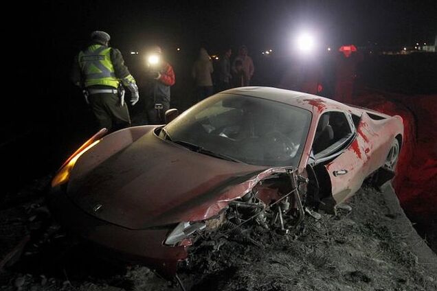 Полузащитник 'Ювентуса' попал в жуткое ДТП: фото аварии