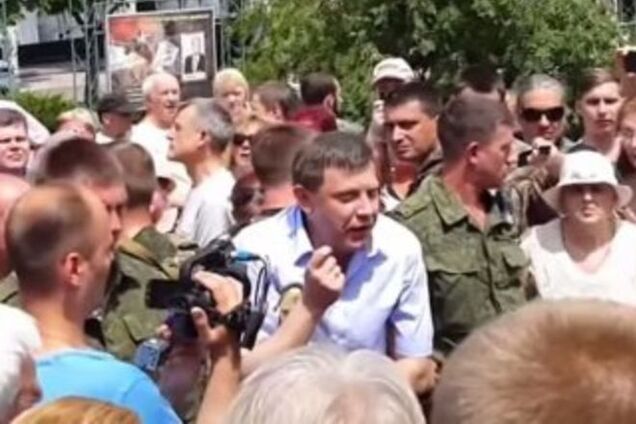 В Донецке участников митинга протеста террористы угрожают посадить 'на подвал'
