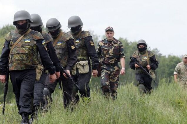 Батальон 'Донбасс' вышел с передовой под Мариуполем