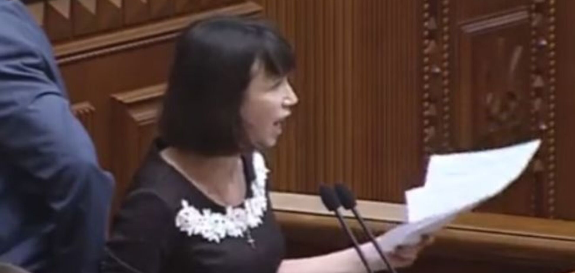 Чорновол обвинила Тимошенко в лоббировании преступных схем Онищенко