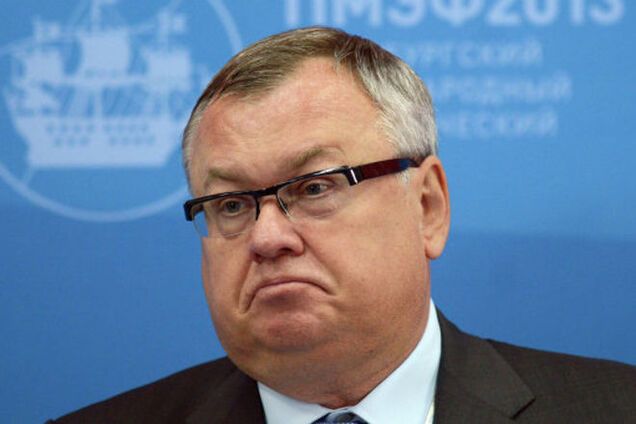 Во Франции арестовали счета российских компаний и дипмиссий – глава ВТБ