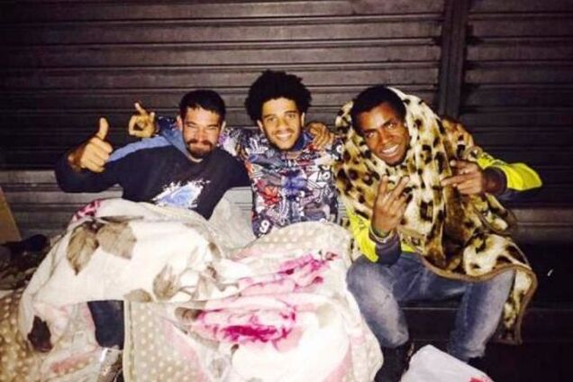 Футболист 'Шахтера' тепло отблагодарил бездомных соседей