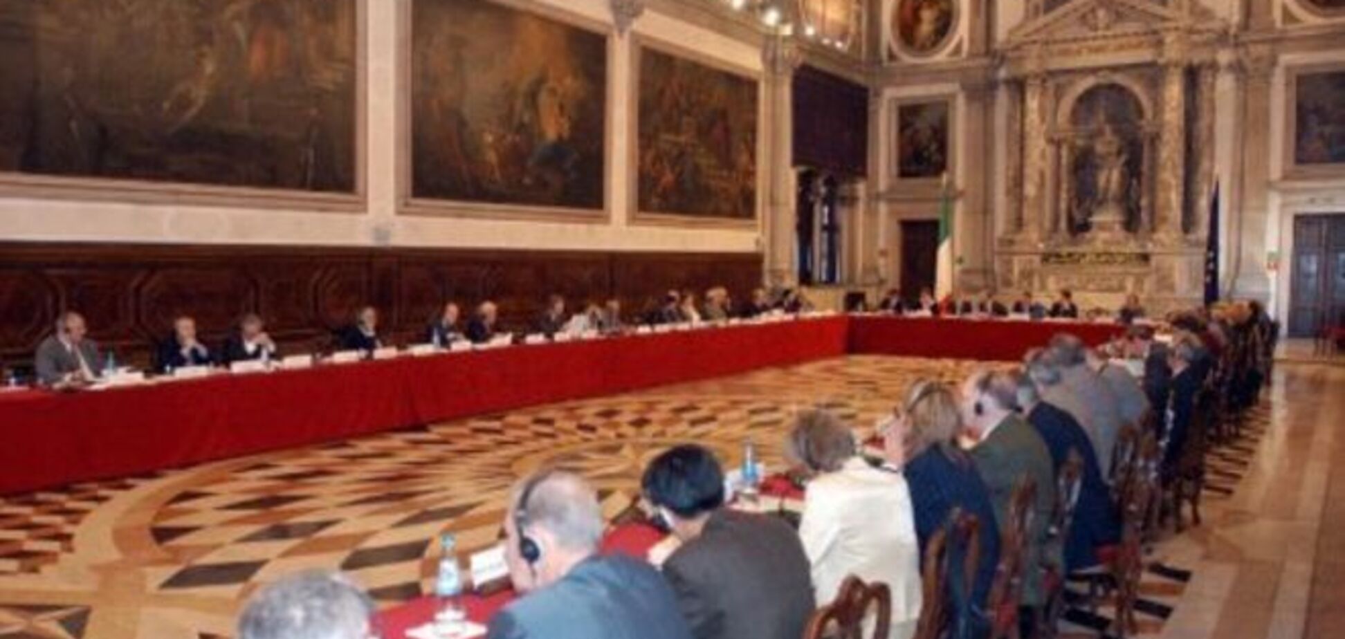 Ківалов: у п'ятницю Венеціанська комісія винесе вердикт щодо закону про люстрацію
