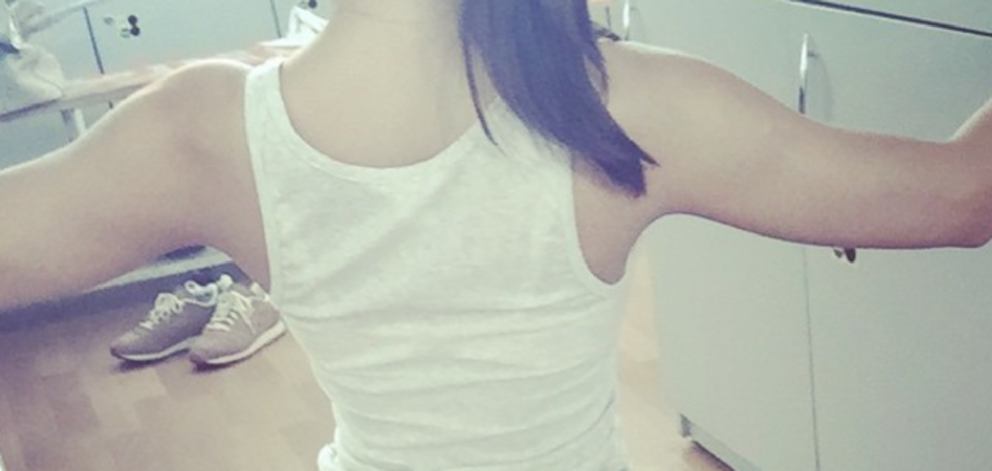 Красотка Юля с группы 'NikitА' завела Instagram для своей… попы: фотофакт