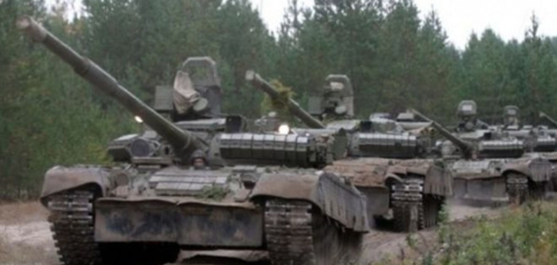 Террористы атаковали Марьинку на четырех танках