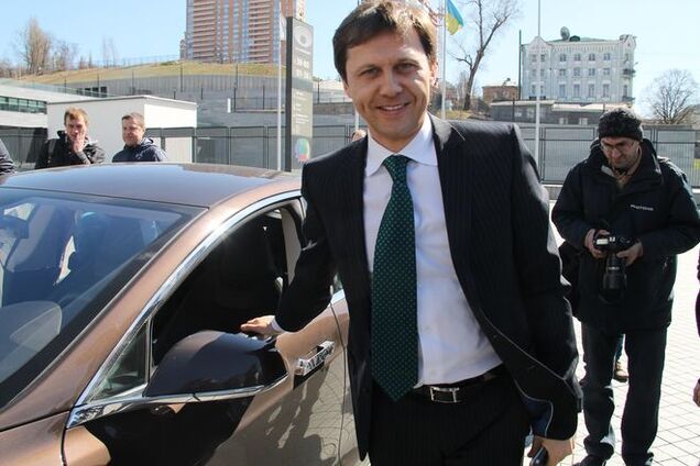 Яценюк собрался уволить скандального министра экологии, увлекшегося 'золотыми' круизами - нардеп