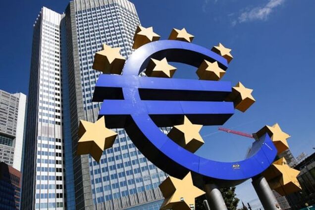 Пономарь: Запад держит Россию на крючке