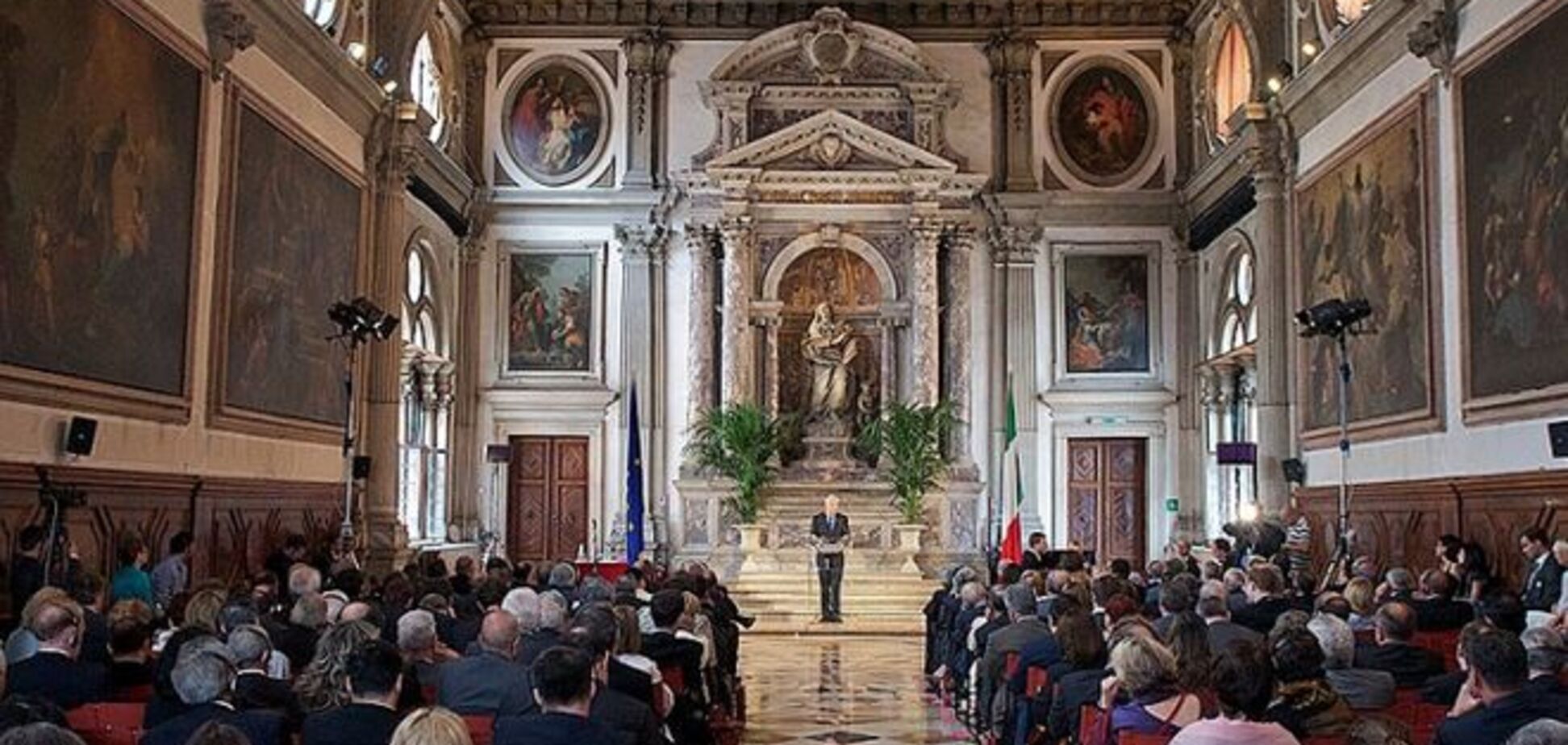 Венеціанська Комісія визначилася зі скасуванням депутатської недоторканності