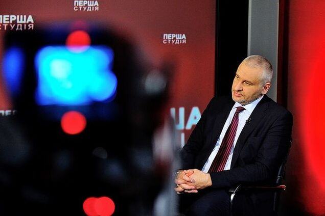 Вопрос ГРУшников заставит Россию 'демпинговать' в переговорах - Фейгин