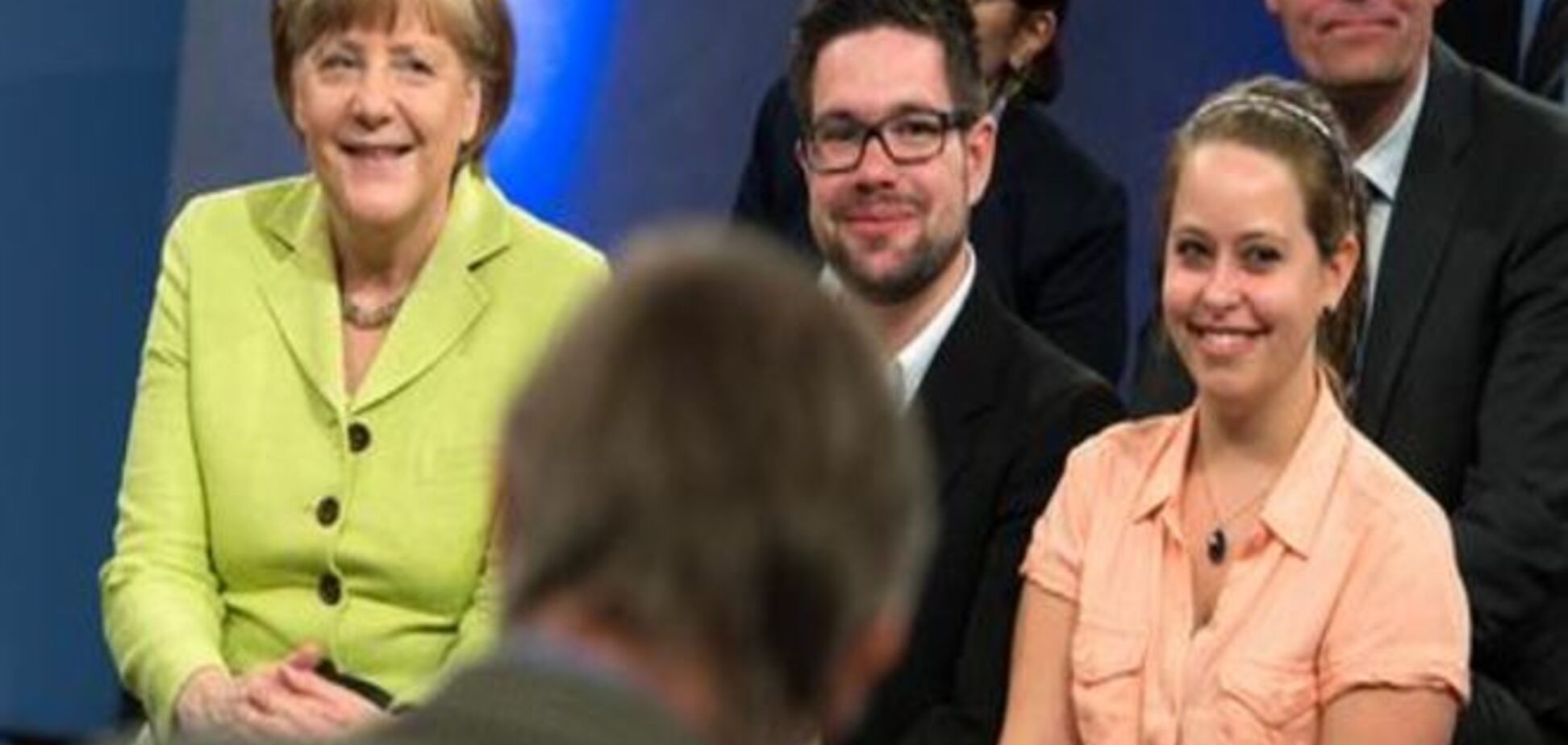 Канцлер Меркель поговорила с народом
