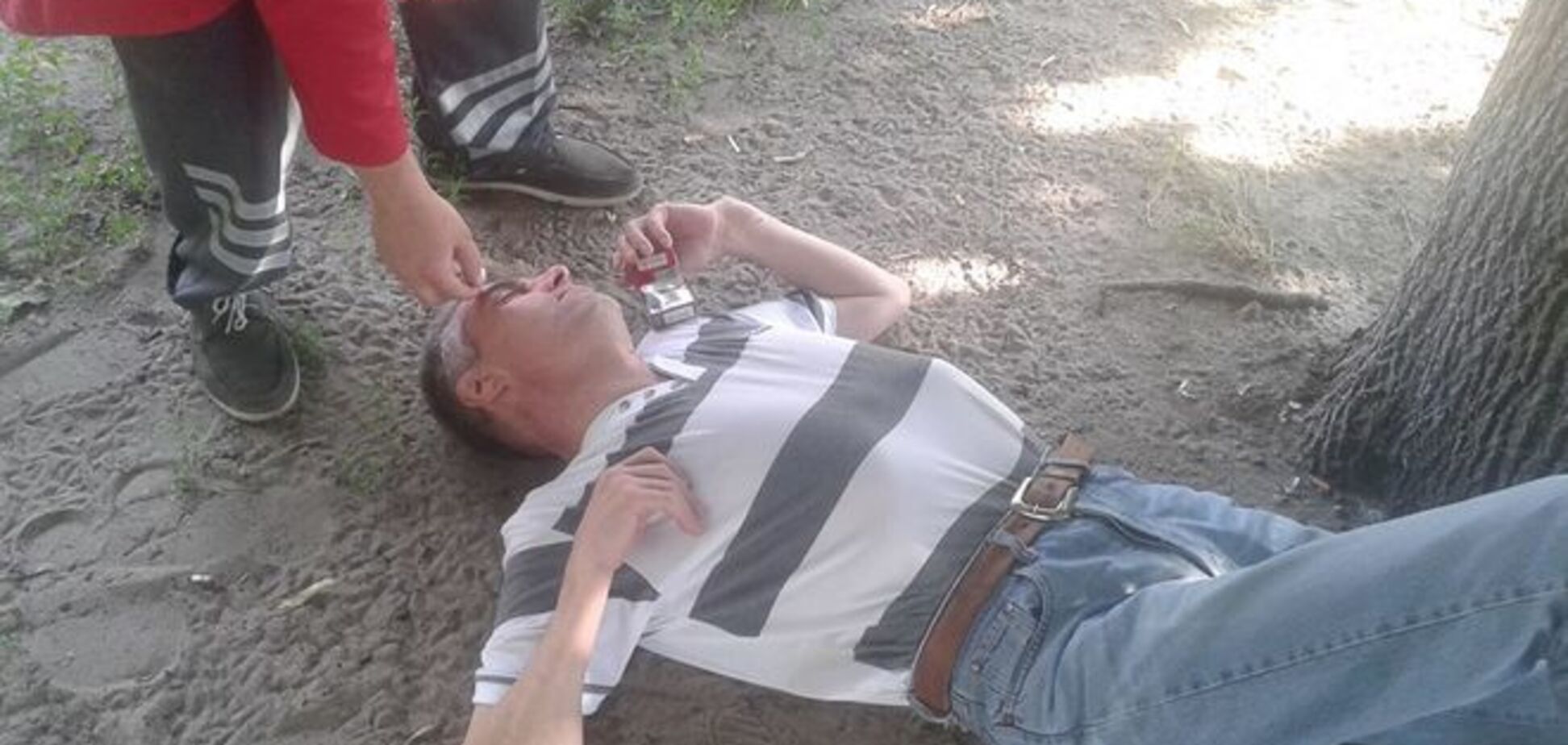 В Киеве нашли мужчину без сознания: фото для опознания