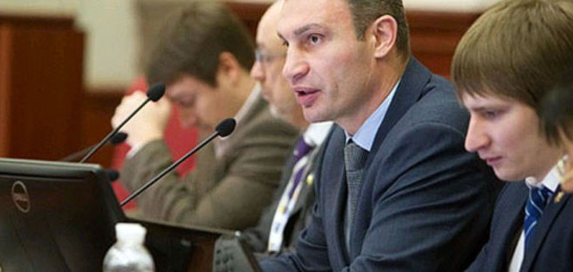 Кличко поручил депутатам узаконить сквер Небесной сотни