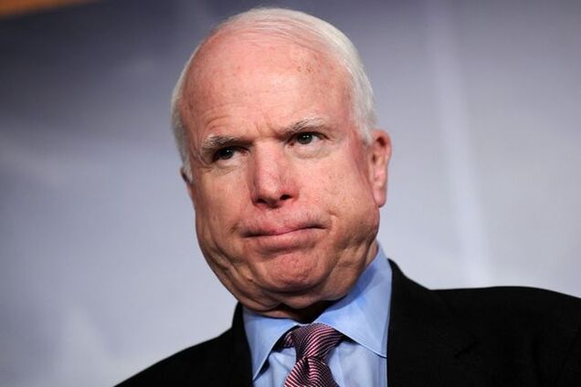 Маккейн обвинил США в трусости из-за боязни дать Украине оружие