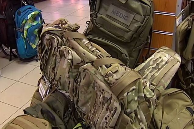 МВД купило рюкзаки для бойцов АТО на 14,5 млн грн через жену Авакова - СМИ