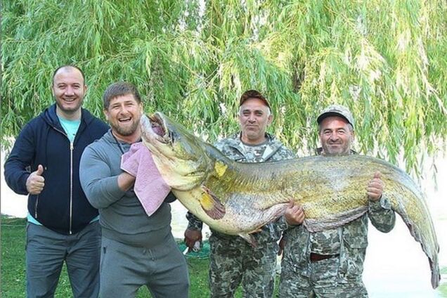 Кадыров превзошел Путина в рыбалке. Фотофакт