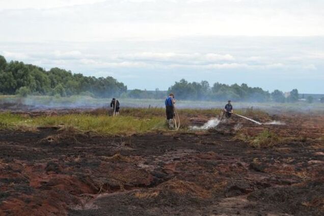 Под Киевом массово вспыхнули торфяники: адреса 'опасных зон'