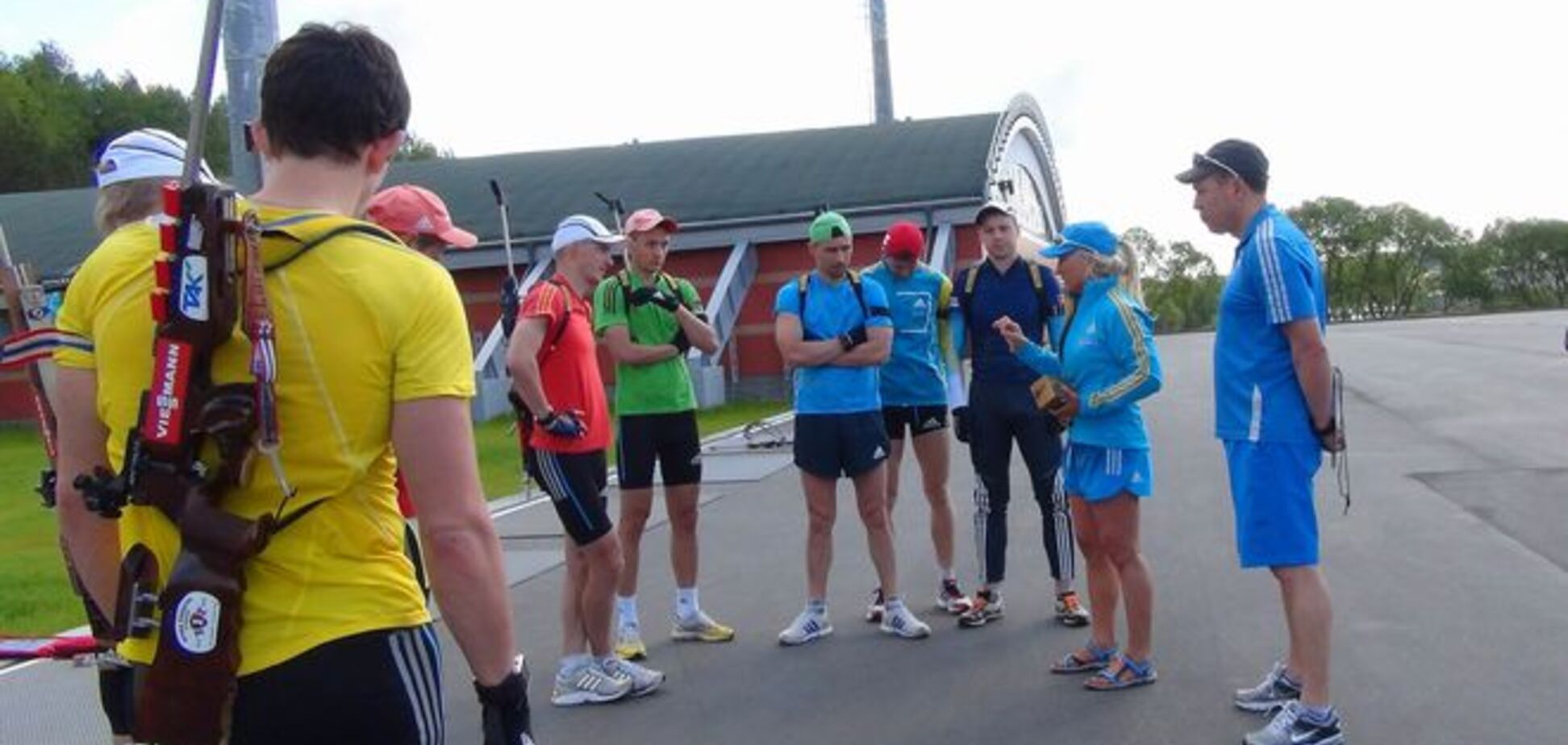 Сборная Украины по биатлону отказалась тренироваться в России