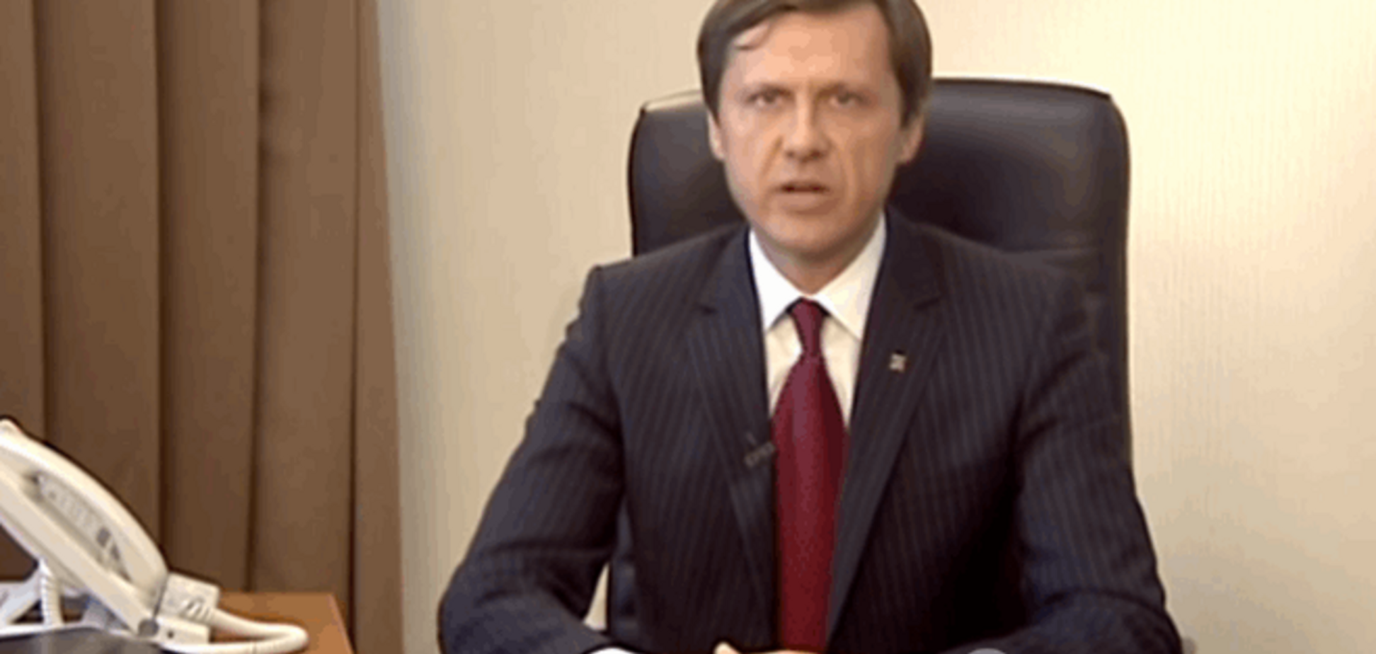 Министр 'чартеров' обратился к премьеру: сам дурак, и вспомнил про 'коррупционеров Мартыненко и Пашинского'