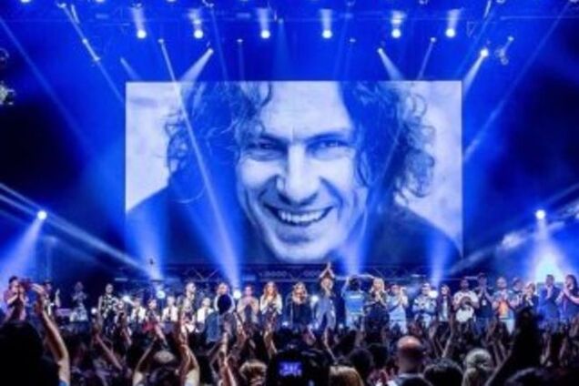 Участник 'Голоса страны' возглавит группу Кузьмы