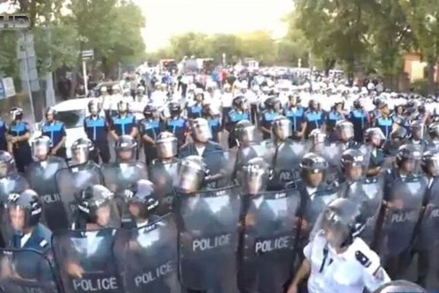 'Тарифный майдан' в Армении: хроника протестов