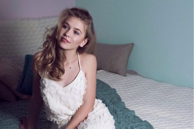 14-летняя дочь Веры Брежневой показала стройную фигуру в купальнике