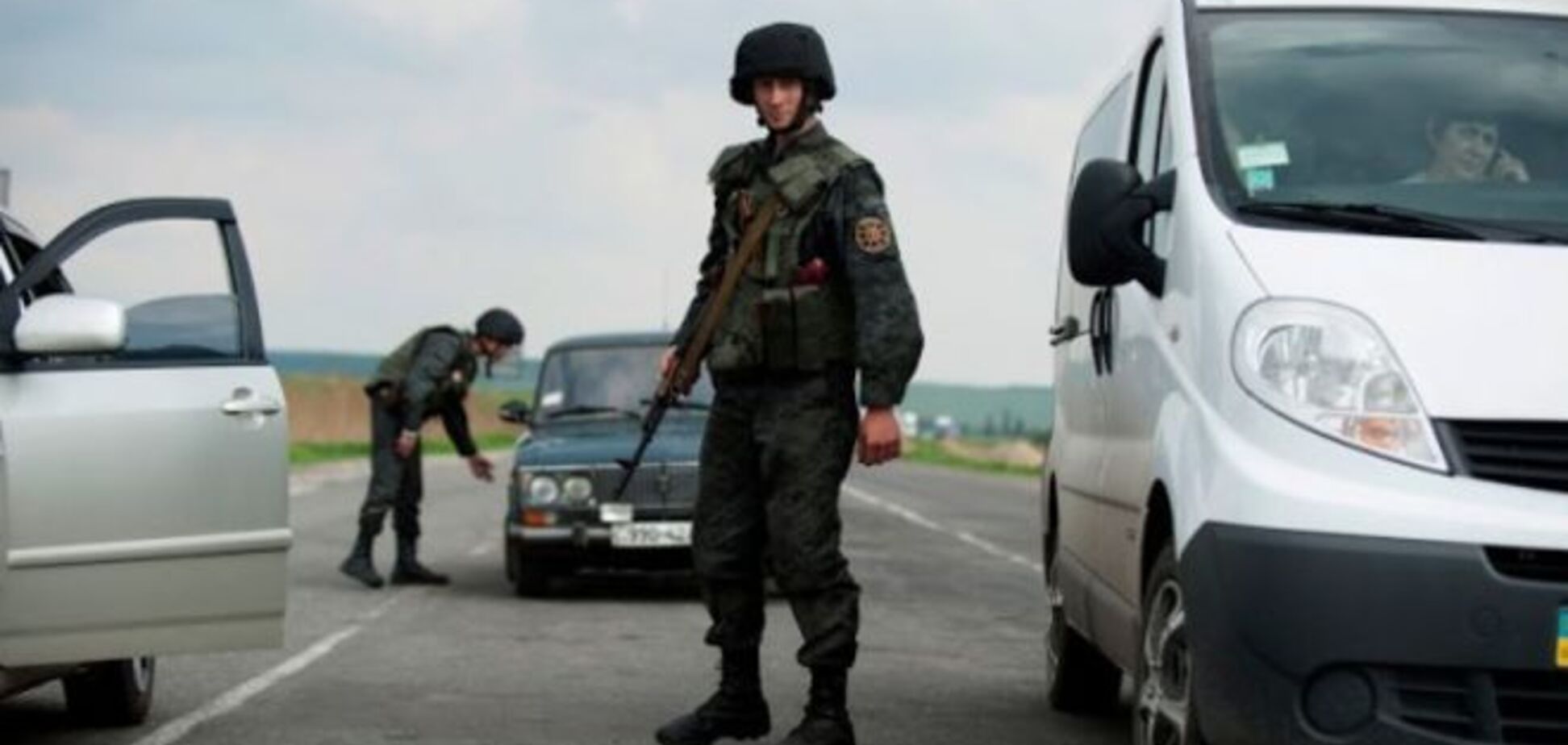 Кабмін дозволив 'безкоштовно залучати' транспорт для потреб армії