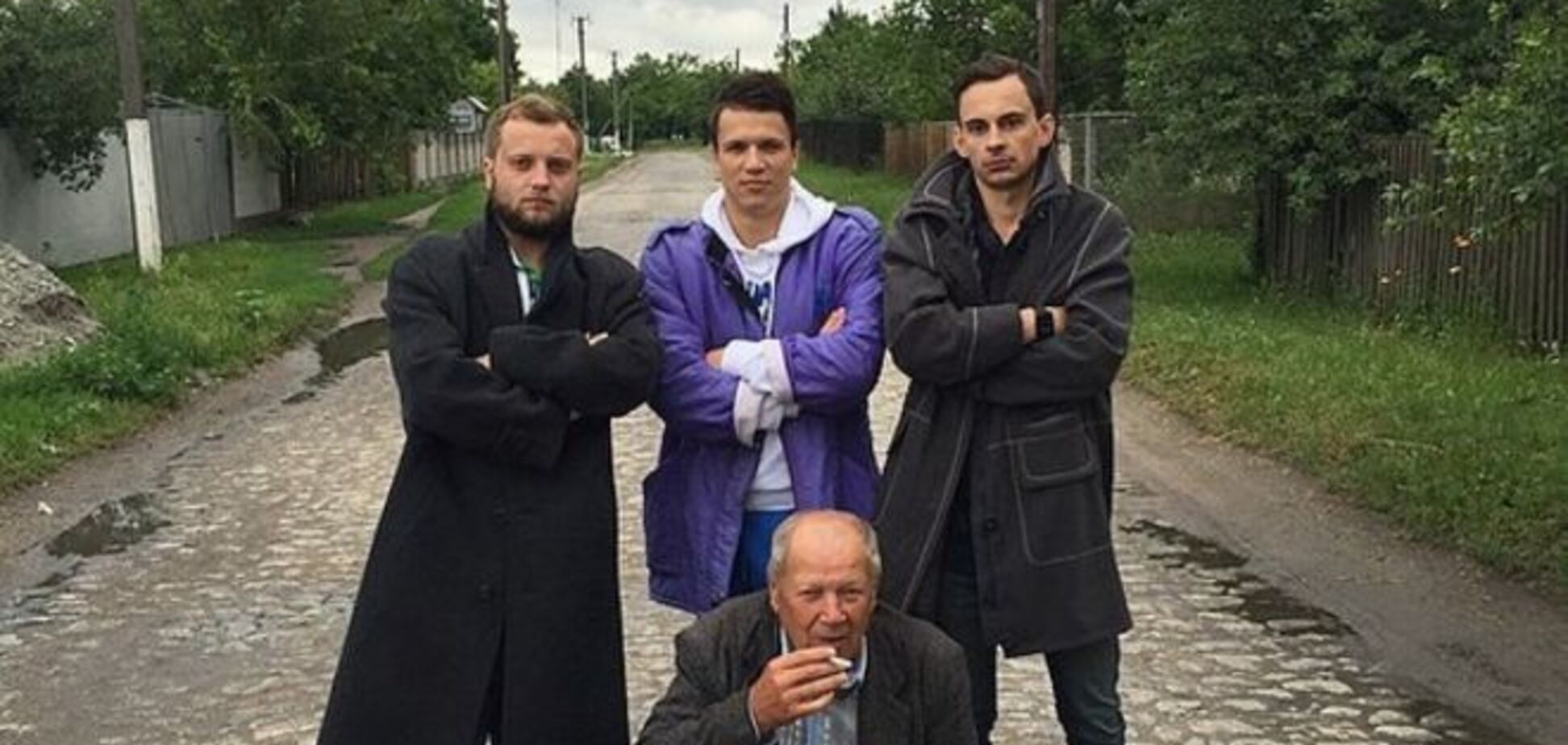 Коноплянка показал любовь к российскому сериалу: фотофакт