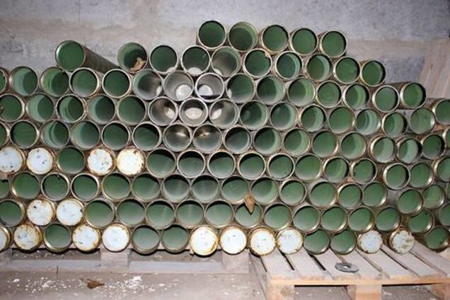 На Киевщине обнаружили арсенал деталей к 'Градам'