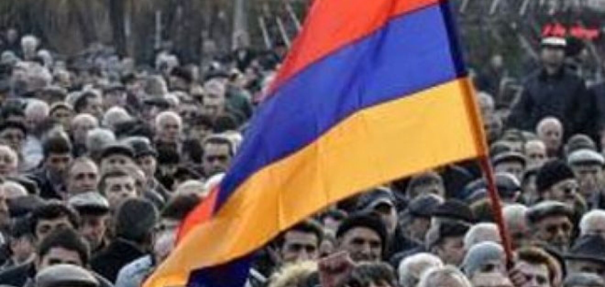 Киселев одобряет: 'кремлеботы' нашли в Ереване следы Госдепа и наколотые лаваши