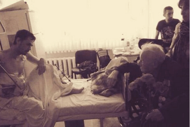 До слез! Сеть растрогали фото настоящих украинских героев