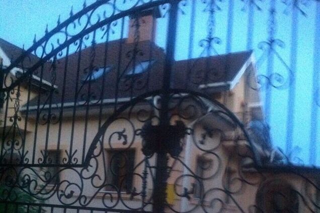 В доме главы Апелляционного суда Киева провели обыск: нашли оружие и секретные документы