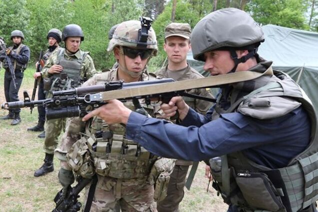 Американцы в АТО: режиссерам и сценаристам Голливуда здесь есть над чем работать