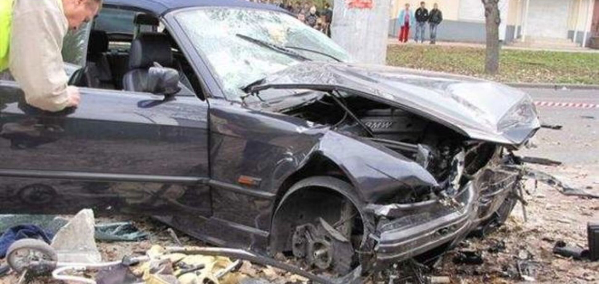 Футболист, убивший двоих детей с их матерью, досрочно выпущен на свободу