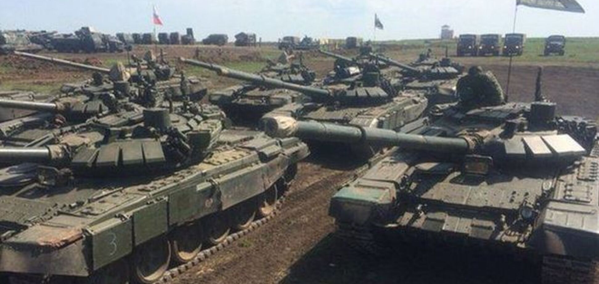 Россия перебросила на границу с Украиной танковую бригаду: фотофакты