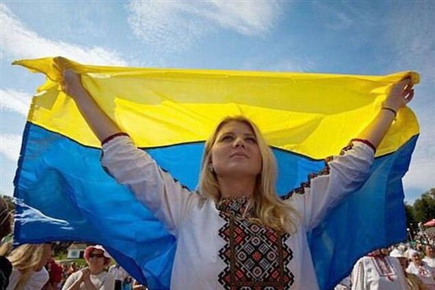  Як відзначити День молоді та День Конституції: топ кращих заходів по Україні