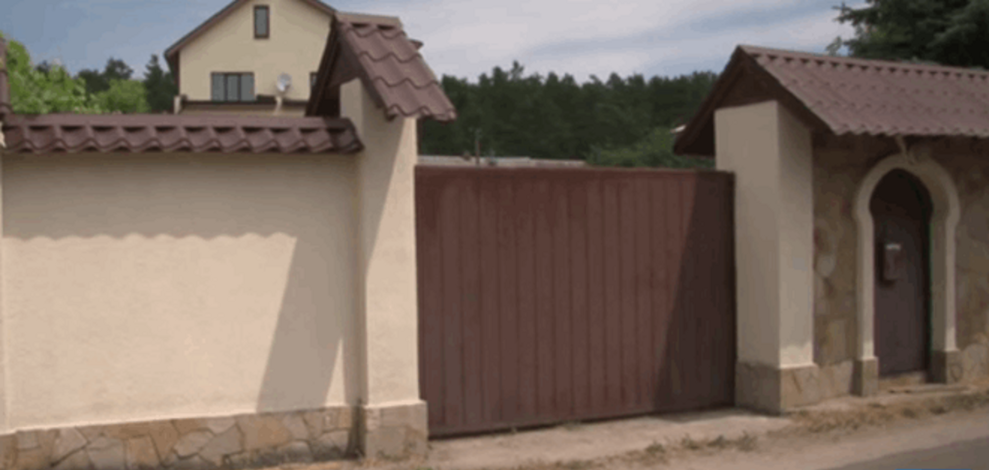 По следам 'судьи-Копперфильда'. 'Обозреватель' побывал в еще одном загородном доме Чернушенко: видеофакт