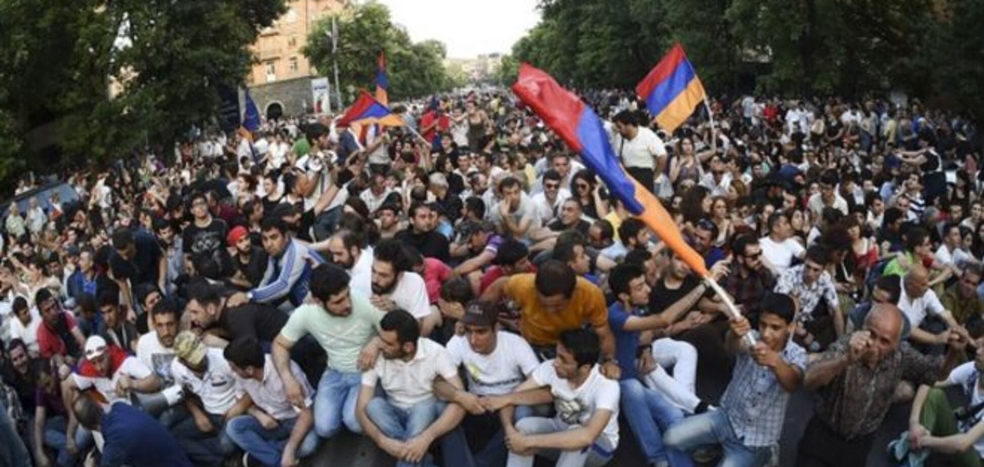 'Тарифный Майдан' объявил властям Армении новые требования